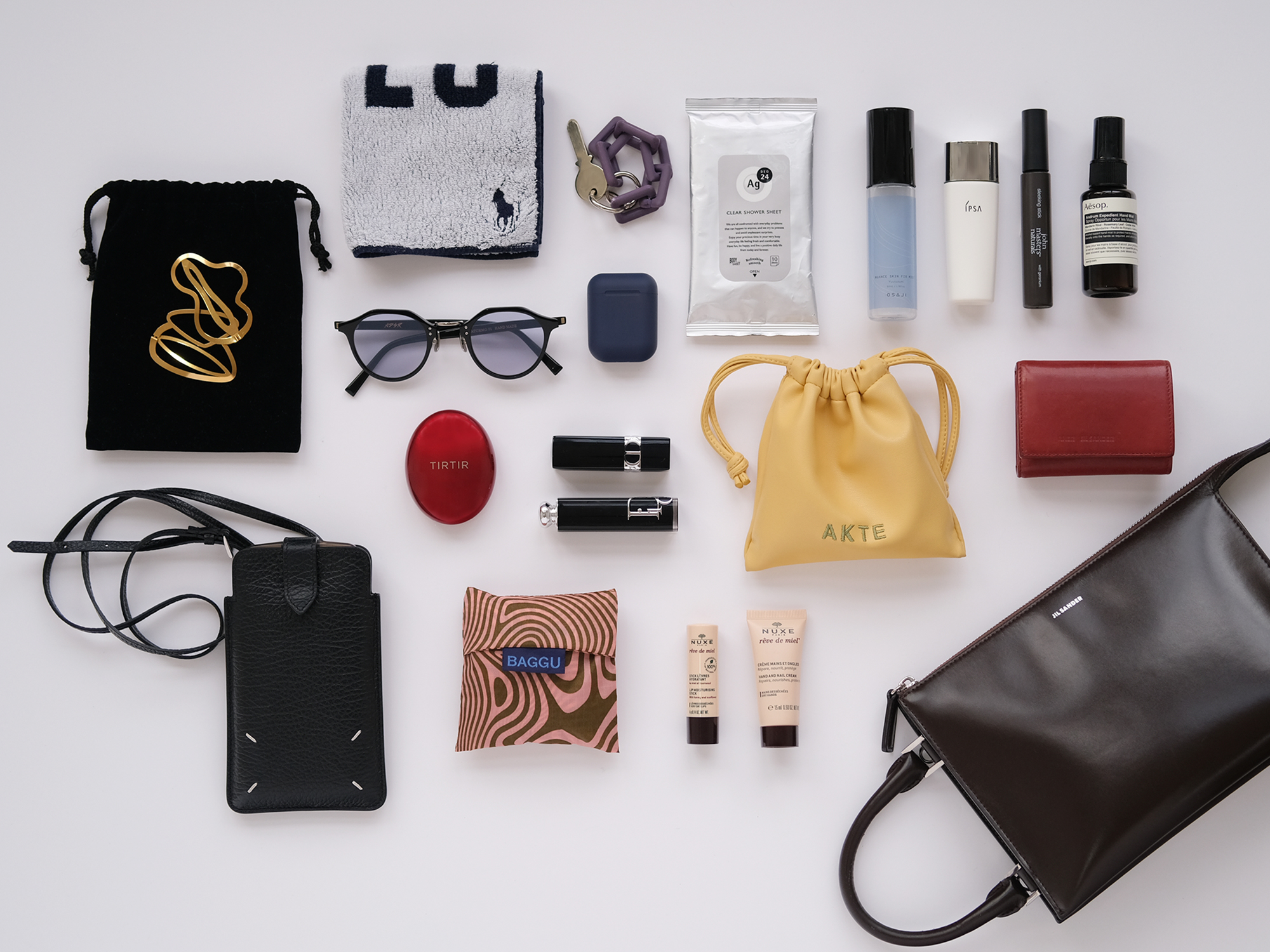 MOMOKO's bag