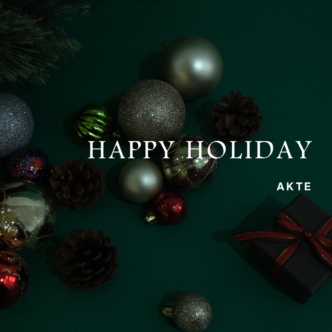 HAPPY HOLIDAY